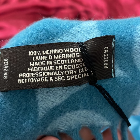 Coach Wool Scarf - Picture 8 of 8